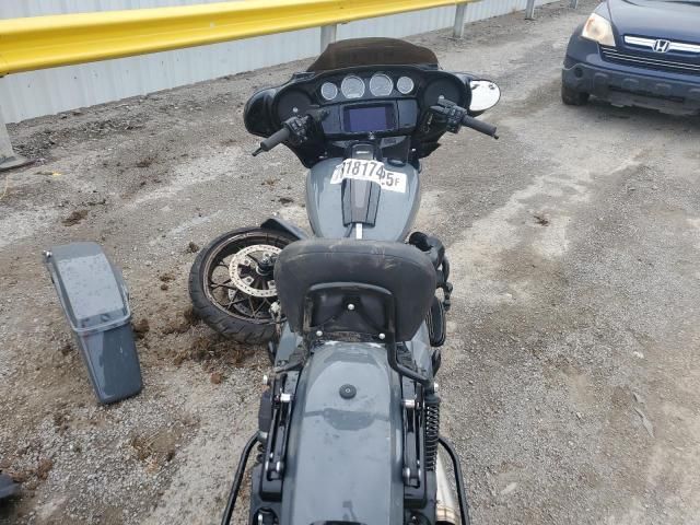 2022 Harley-Davidson Flhxst