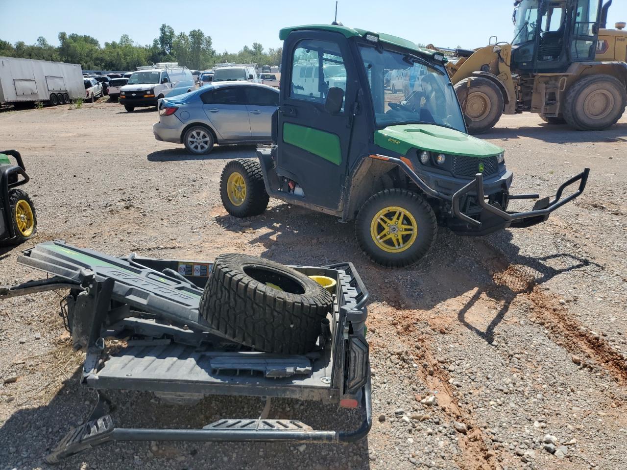 2025 John Deere Gator 875 R Utility Vehicle
