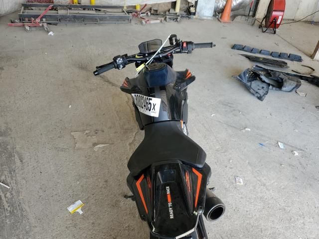 2023 KTM 890 Duke R-ATV