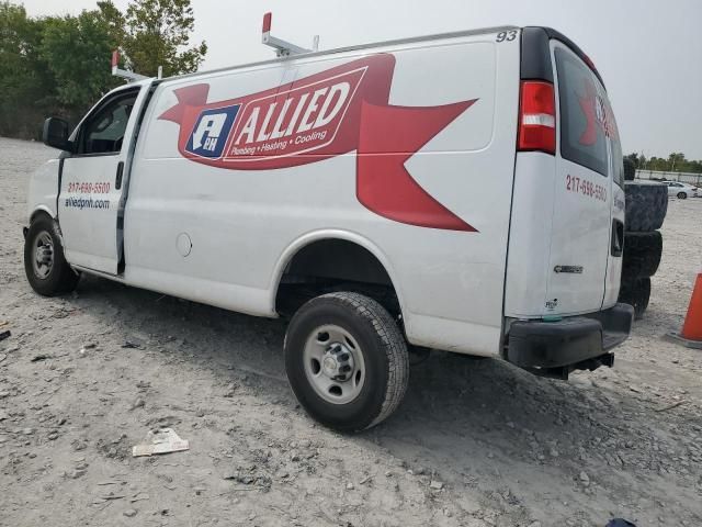 2022 Chevrolet Express G2500
