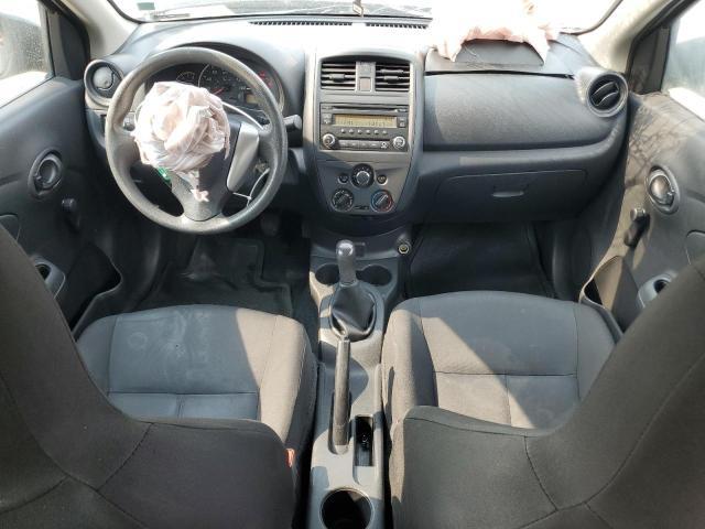 2017 Niss Versa s