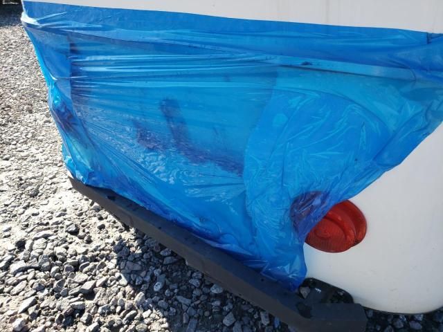 1989 Scamp 16' Standa