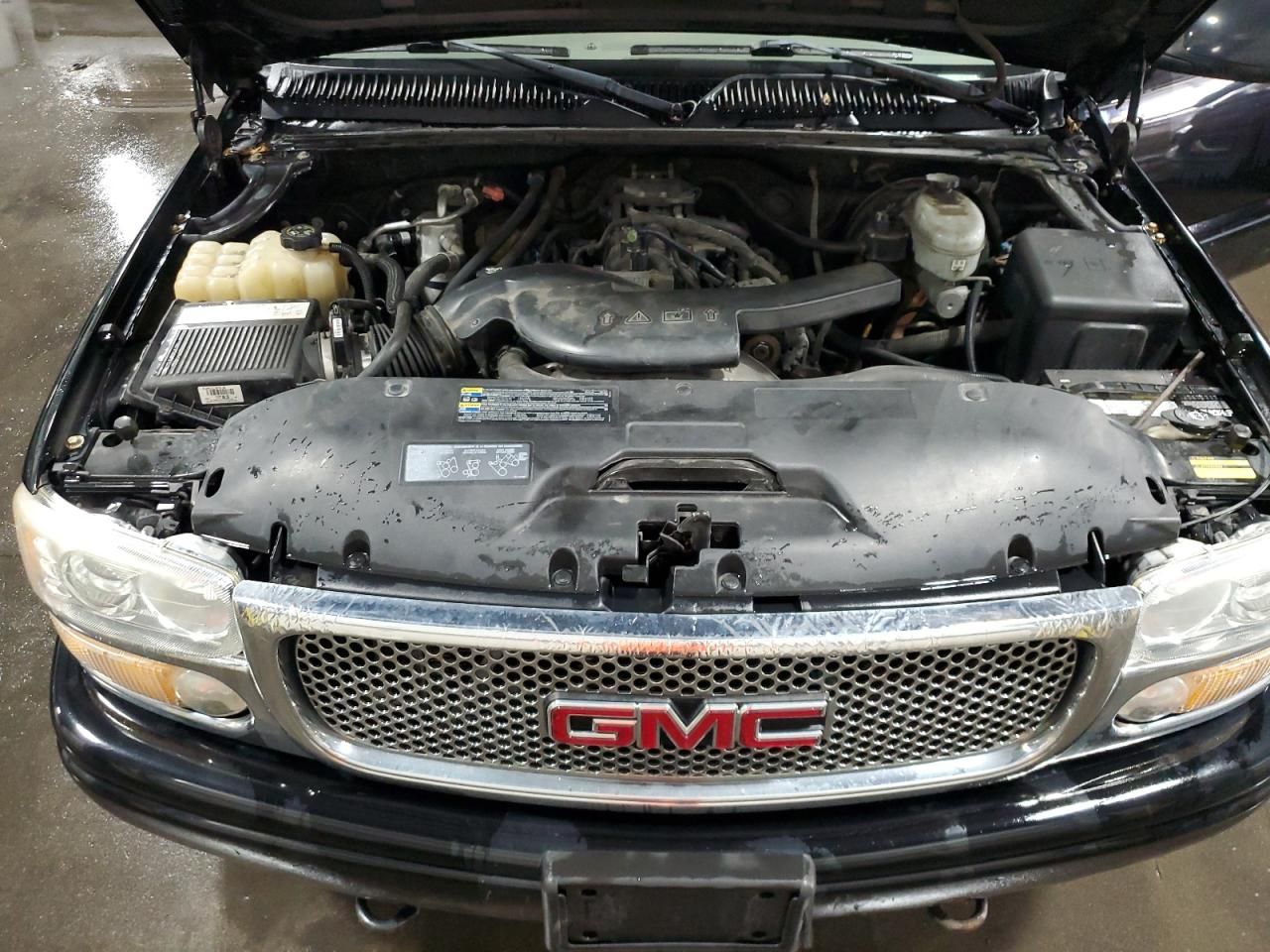 2004 GMC Sierra K1500 Denali