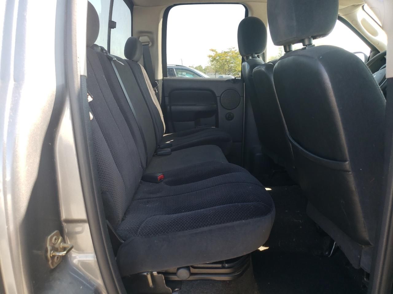 2005 Dodge RAM 1500 ST