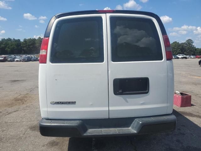 2019 Chevrolet Express G2500