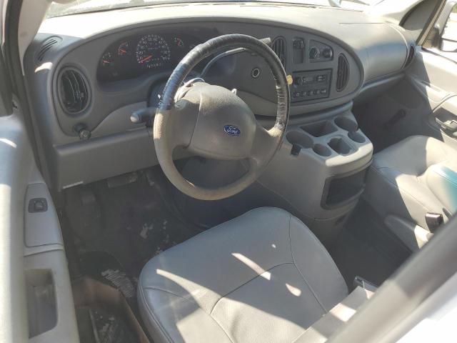 2003 Ford Econoline E150 Van