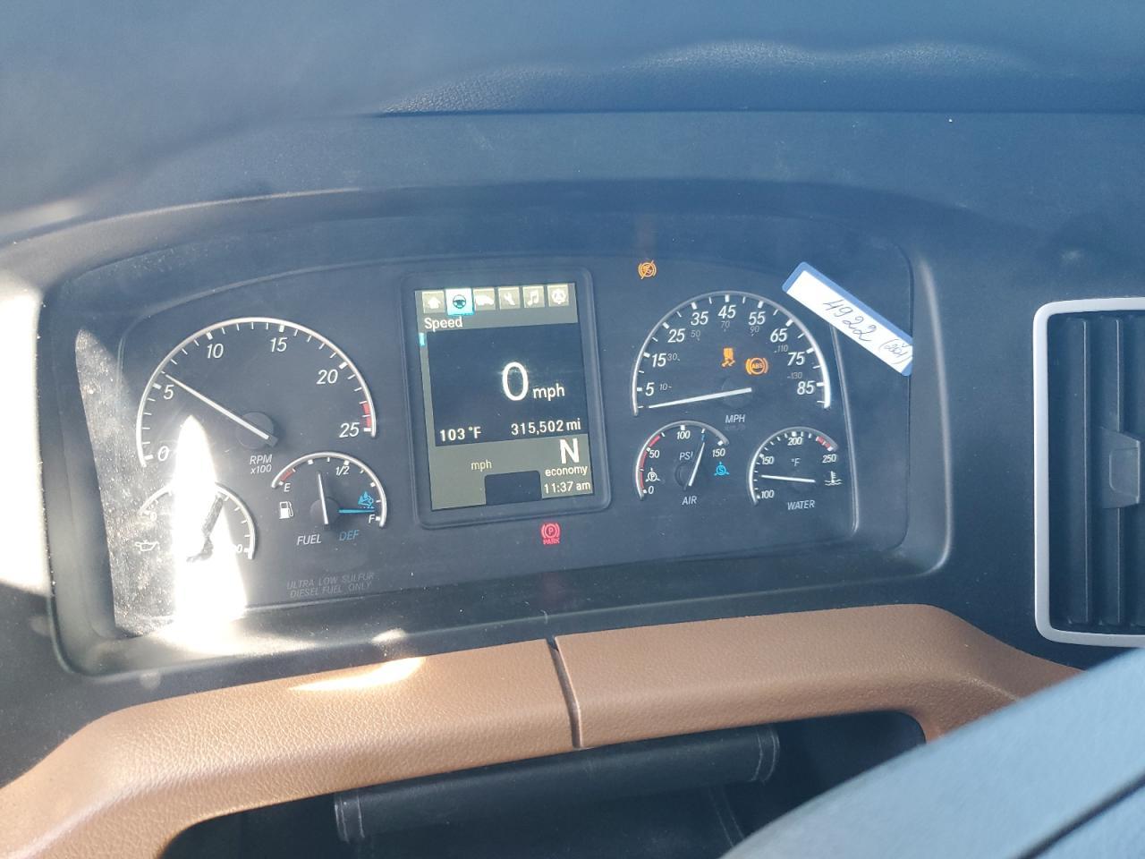 2021 Freightliner Cascadia 126 Semi Truck