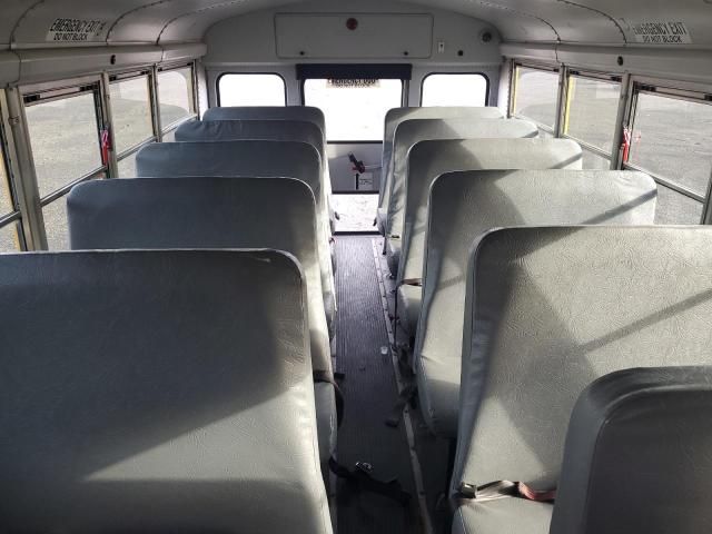 2012 Chevrolet 2012 Thomas Minotour G3500-School Bus