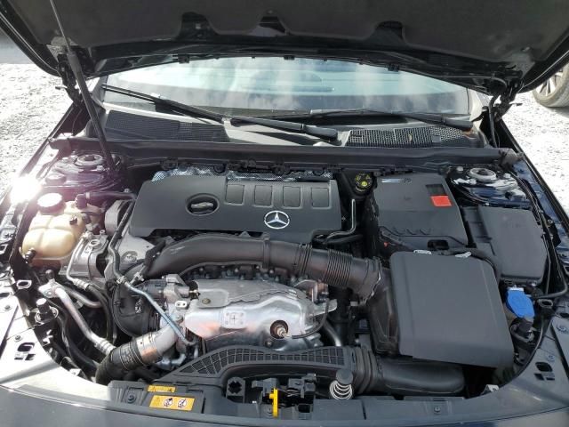 2021 Mercedes-Benz CLA 250