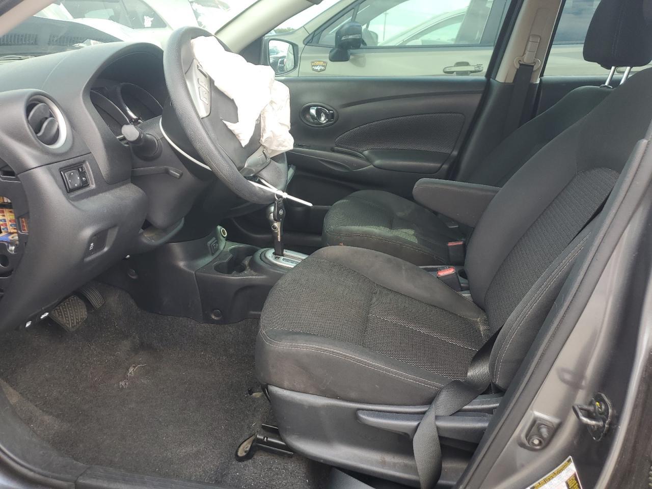 2019 Nissan Versa s