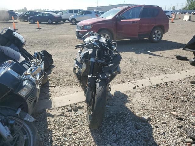 2016 Yamaha YZFR1S