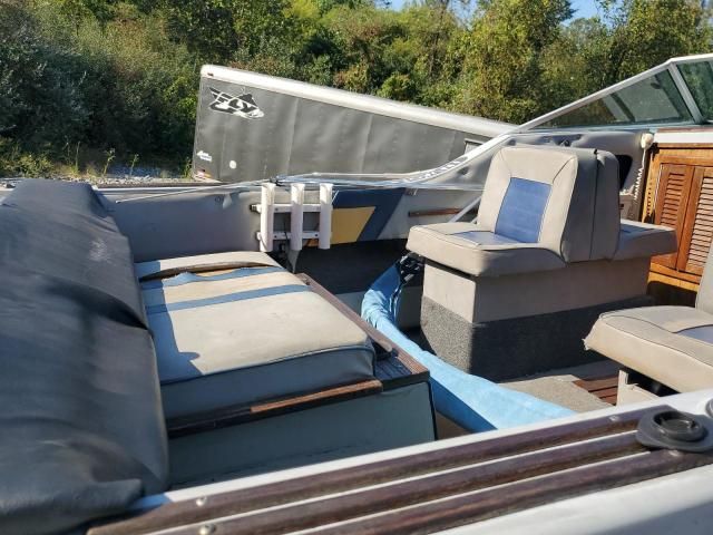 1987 Invader Boat