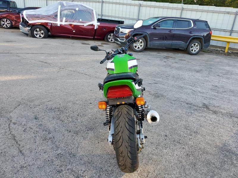 2001 Kawasaki ZR1200 A