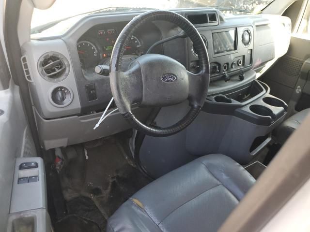 2013 Ford Econoline E150 van
