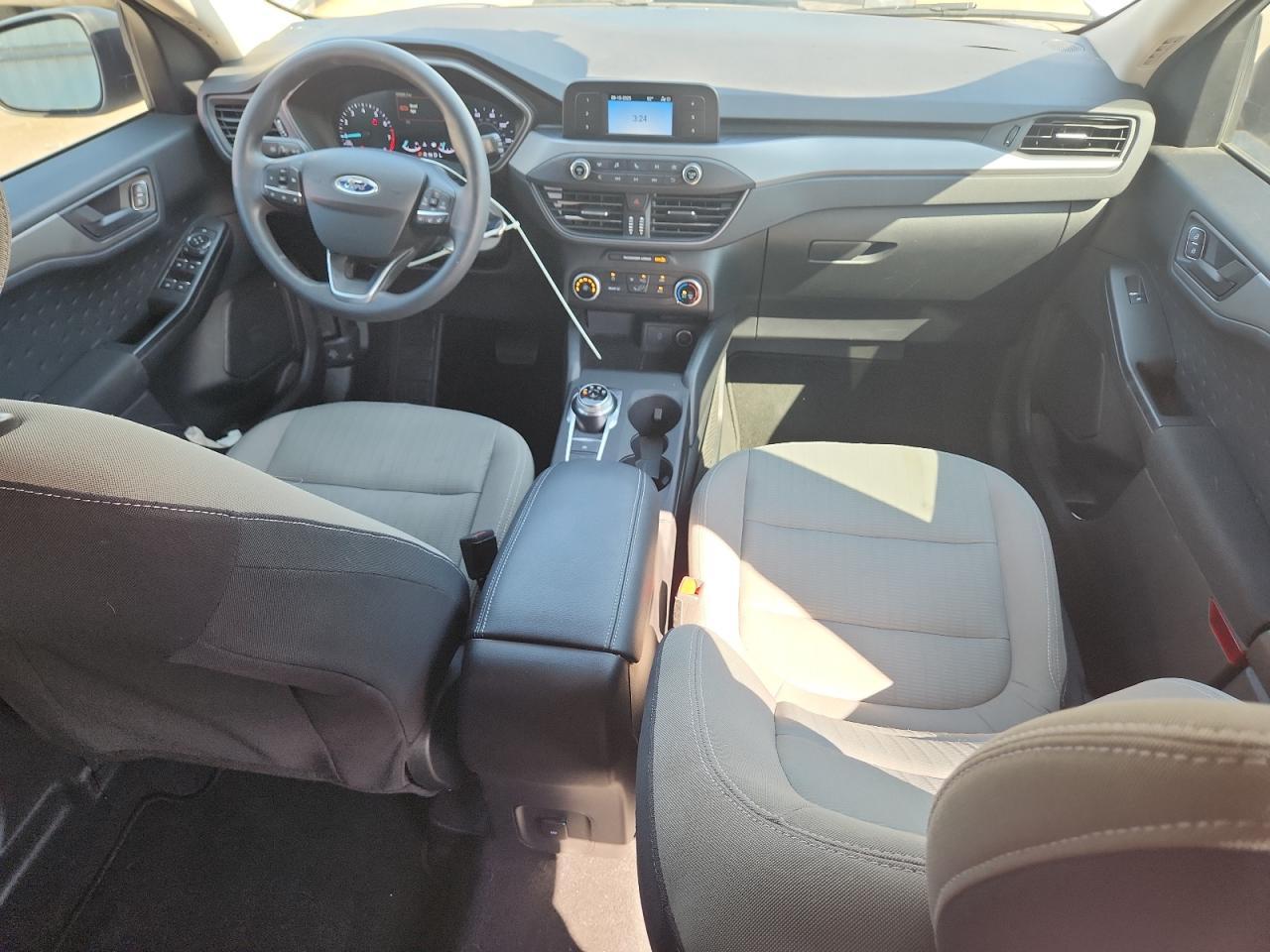 2020 Ford Escape s