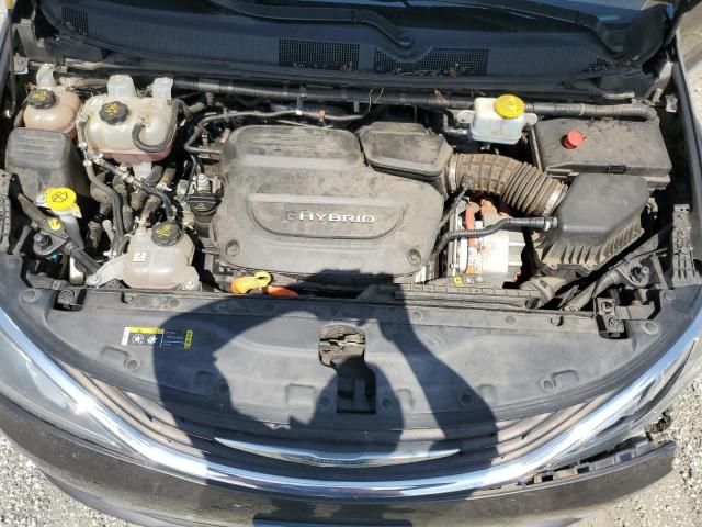2018 Chrysler Pacifica Hybrid Touring L