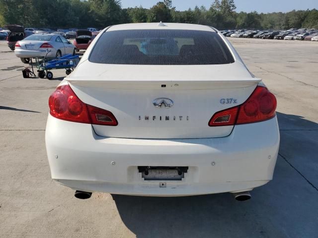 2011 Infiniti G37