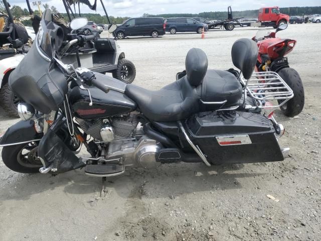Salvage motorcycles for sale at Spartanburg, SC auction: 2007 Harley-Davidson Flht