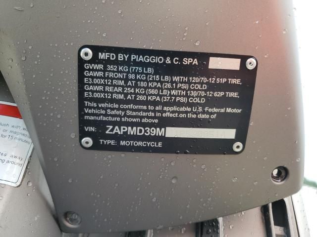 2024 Vespa GTS/SEI Giorni 300