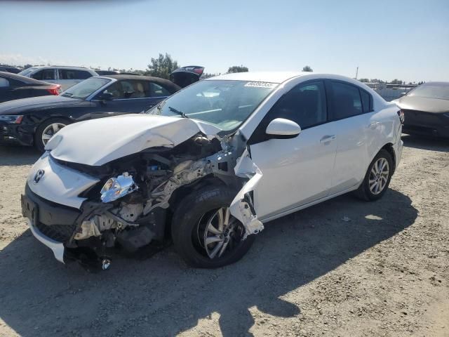 2013 Mazda 3 I