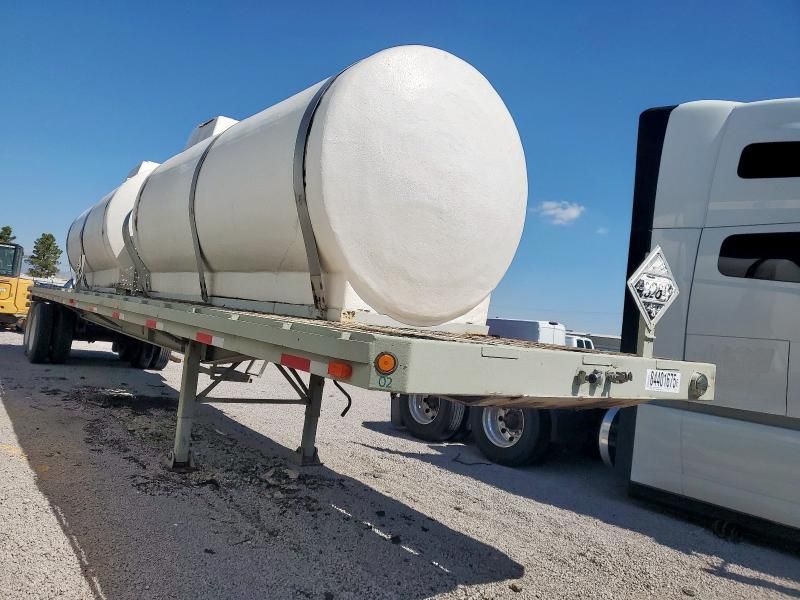 1984 Lufkin Flatbed Trailer With Tank