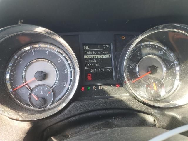 2012 Chrysler Town & Country Touring