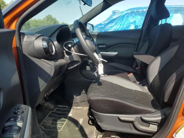 2019 Nissan Kicks S