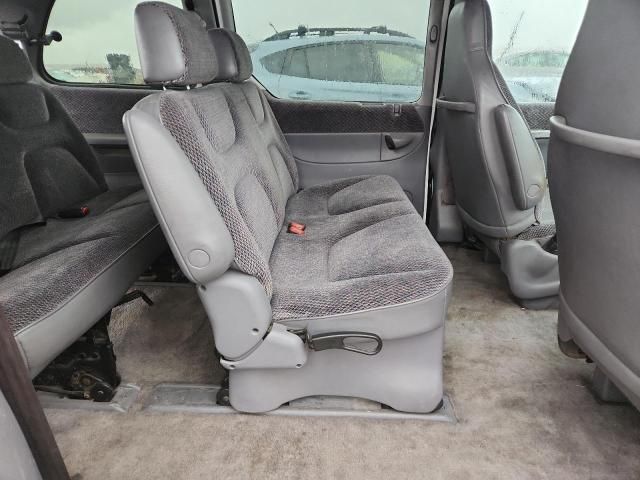 1997 Plymouth Voyager SE