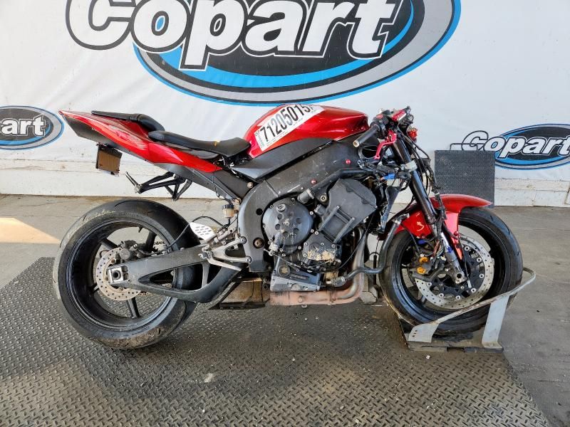 2004 Yamaha YZFR1 C