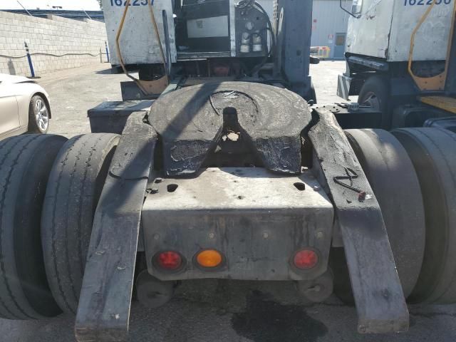 2016 Kalmar T2 4X2 Yard Truck