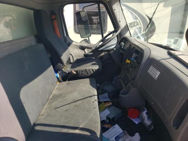2020 Freightliner M2 106 MED-BOX Truck