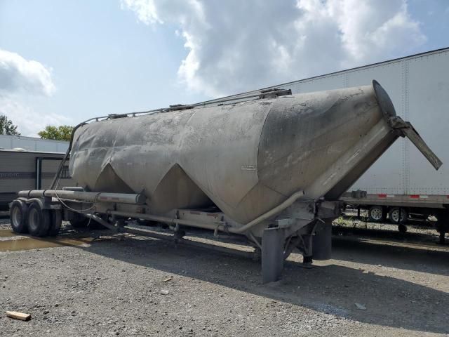 1998 LBT Pneumatic DRY Bulk Trailer