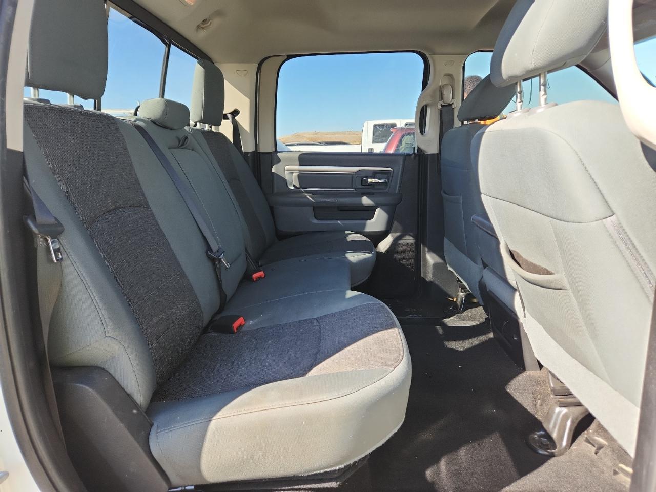2015 Dodge Ram 1500 slt