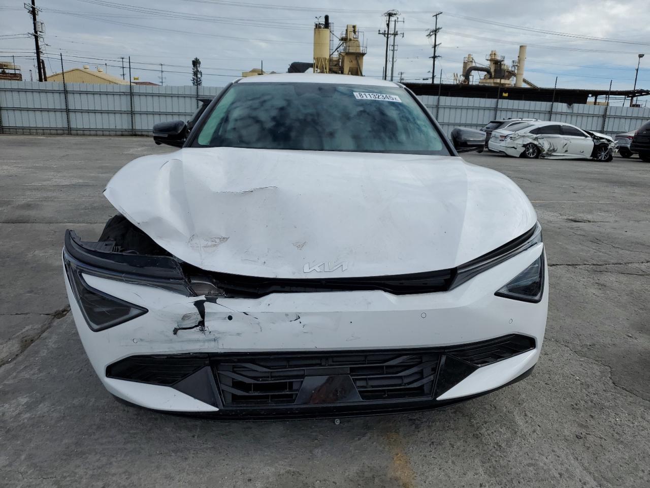 2025 KIA EV6 Light