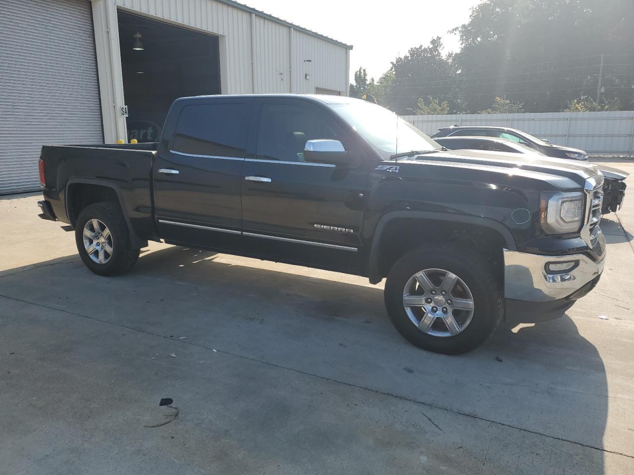 2017 GMC Sierra K1500 SLT
