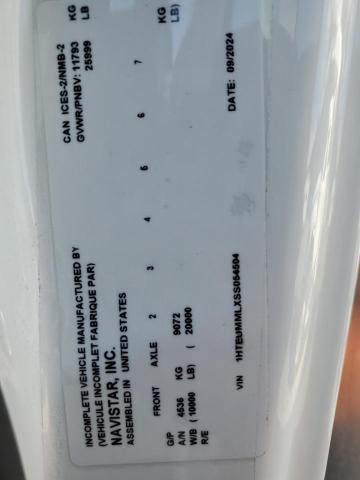 2025 International MV607 BOX Truck