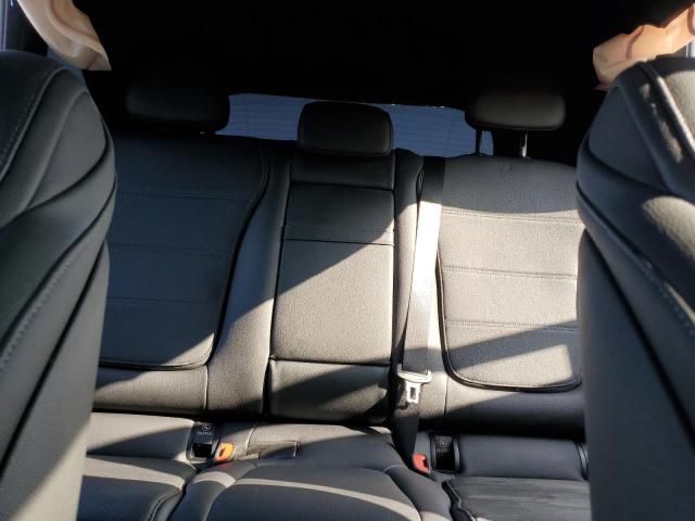 2024 Mercedes-Benz Glc 300