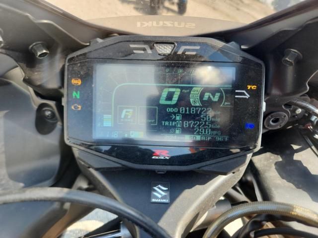 2022 Suzuki GSX-R1000 R