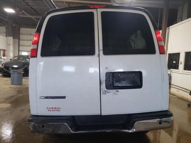 2017 Chevrolet Express G3500 LT