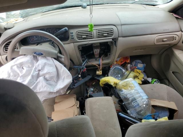 2006 Ford Taurus SE