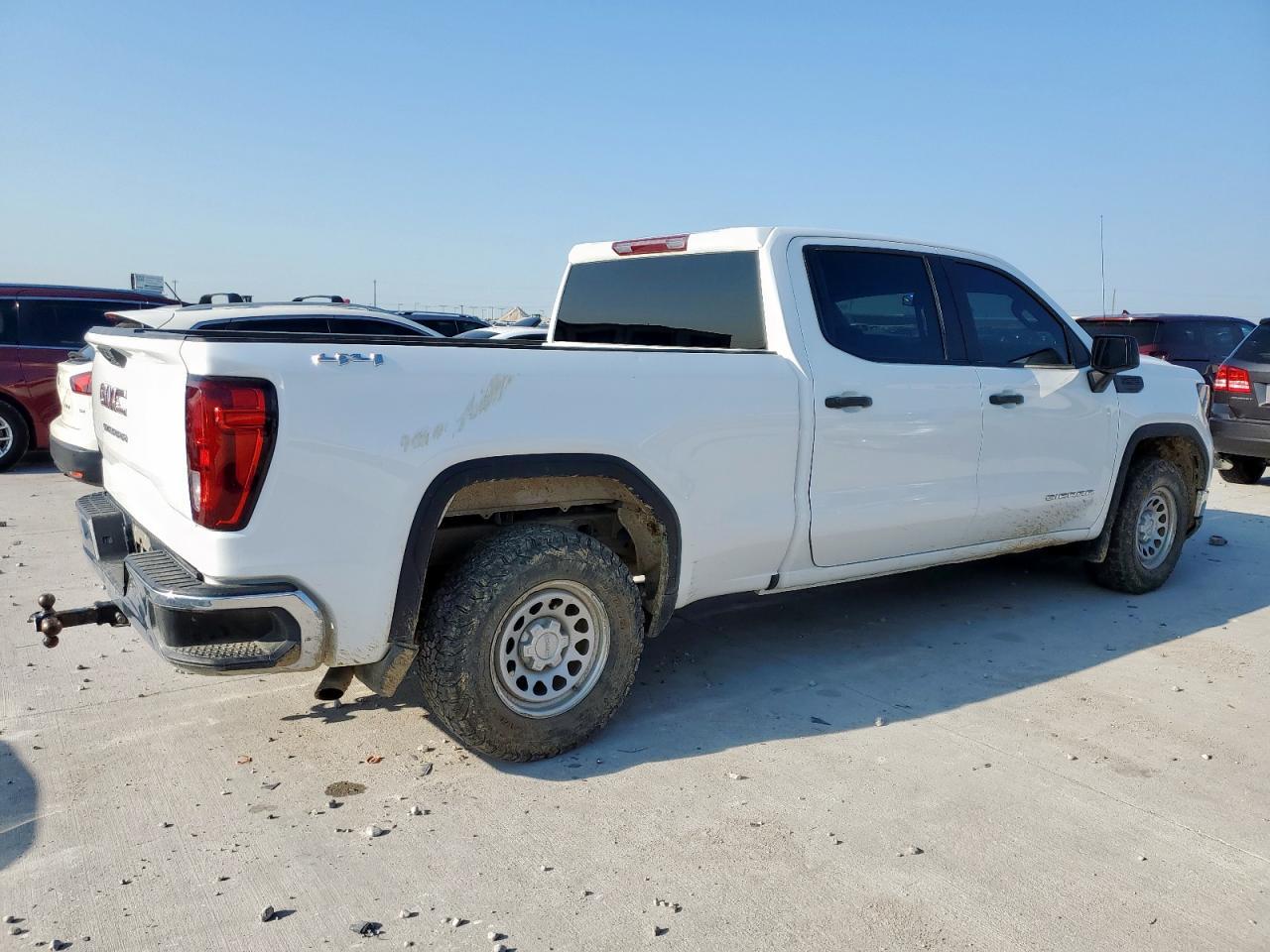 2023 GMC Sierra