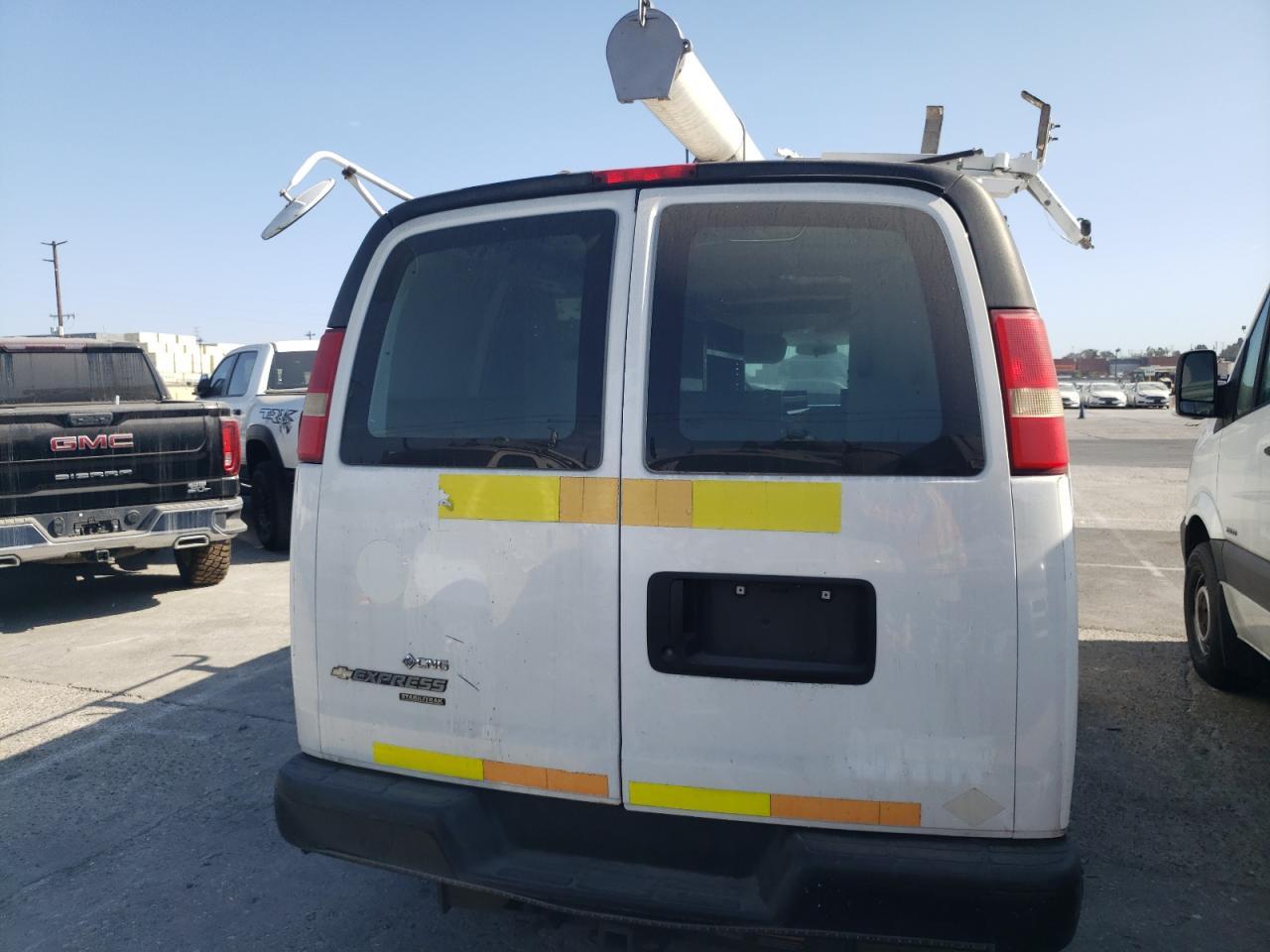 2012 Chevrolet Express G2500