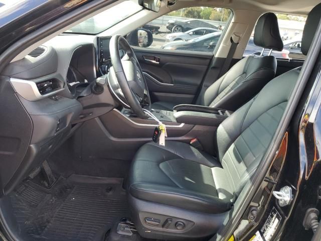 2021 Toyota Highlander Hybrid XLE