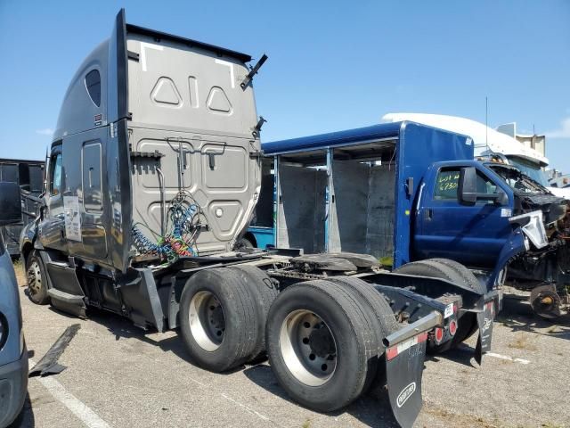 2022 Freightliner Cascadia 126 Semi Truck