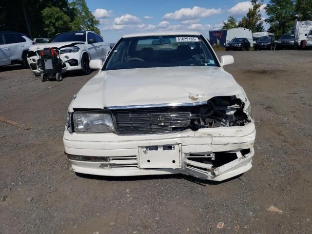 1995 Toyota Crown XLE