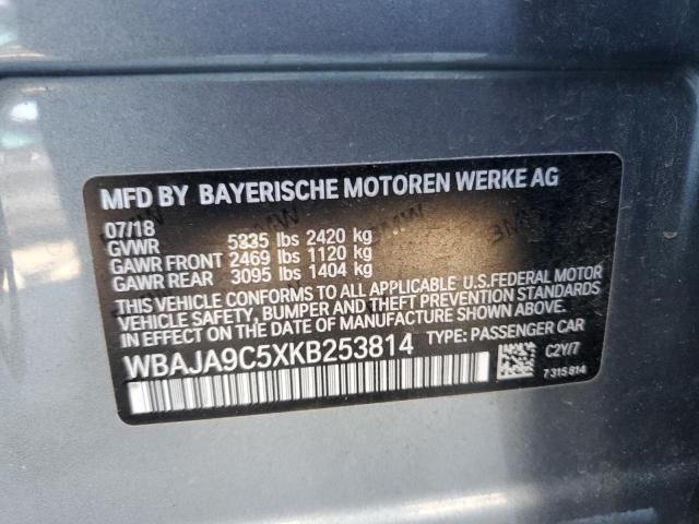 2019 BMW 530E