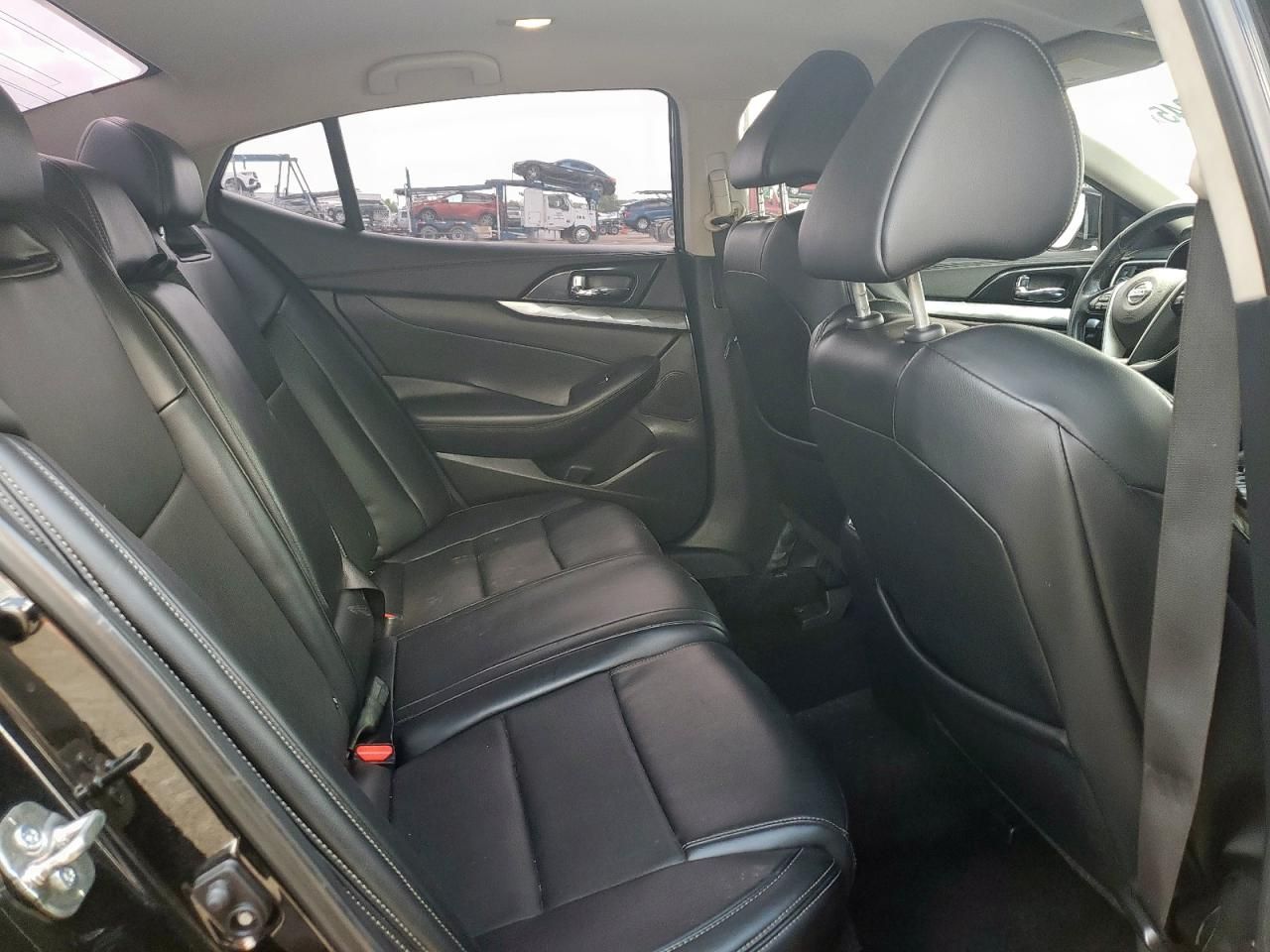 2019 Nissan Maxima s