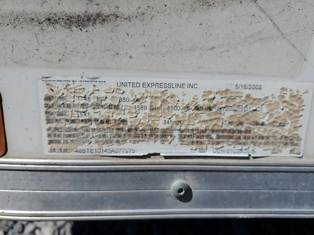 2005 United Expressline UEH-61CSA35-S Enclosed Cargo Trailer