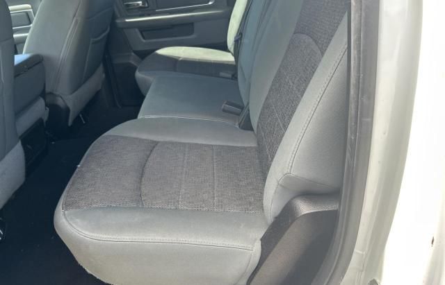 2015 Dodge RAM 1500 SLT