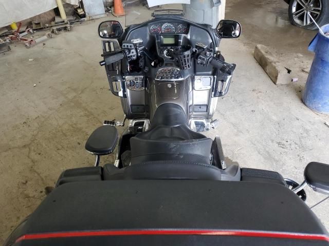 2010 Honda GL1800